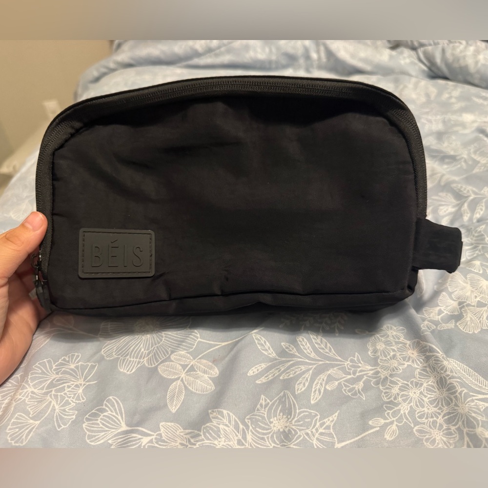 Beis Black toiletry bag